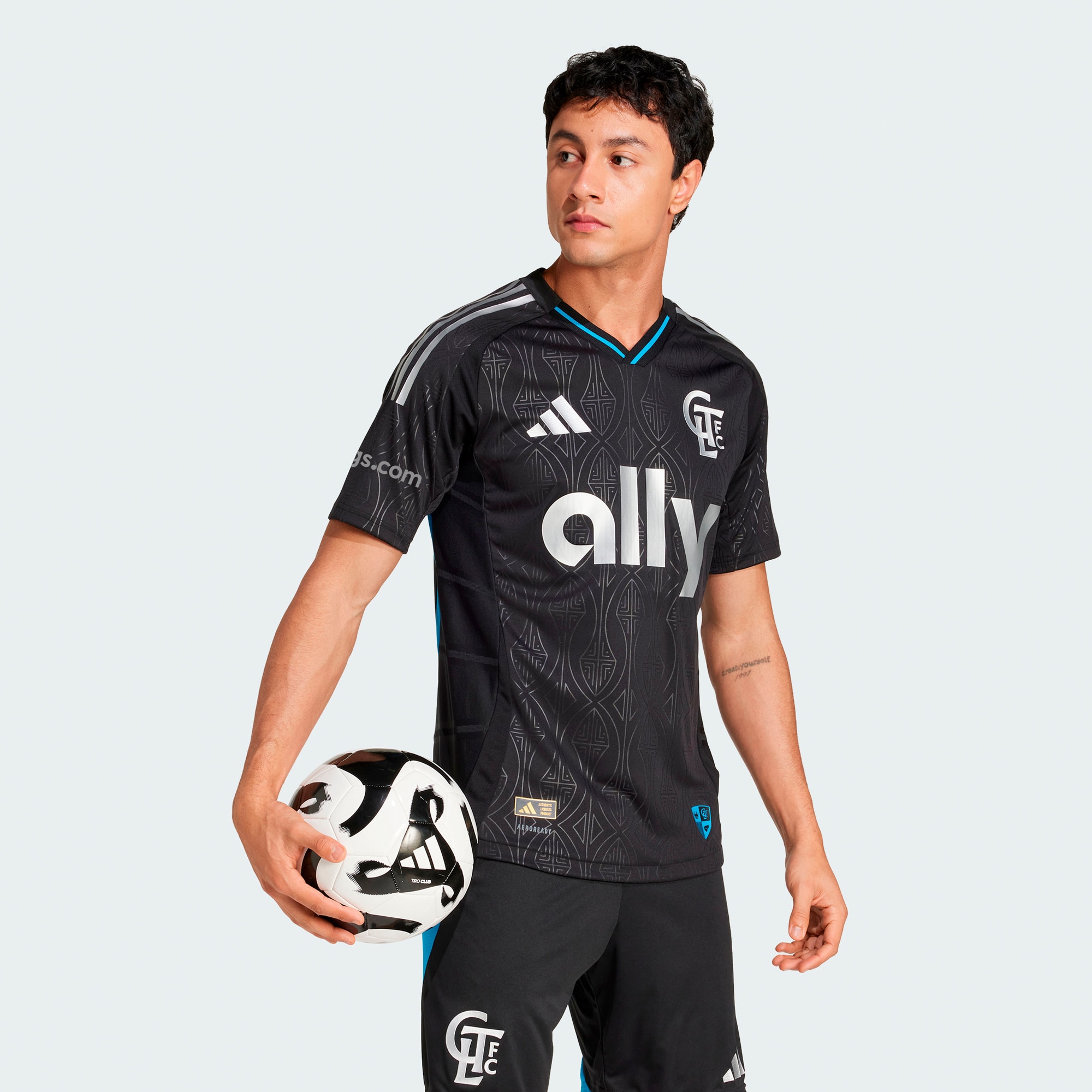 [LK] Charlotte FC 2025 Fortress Kit Authentic Jersey - Black