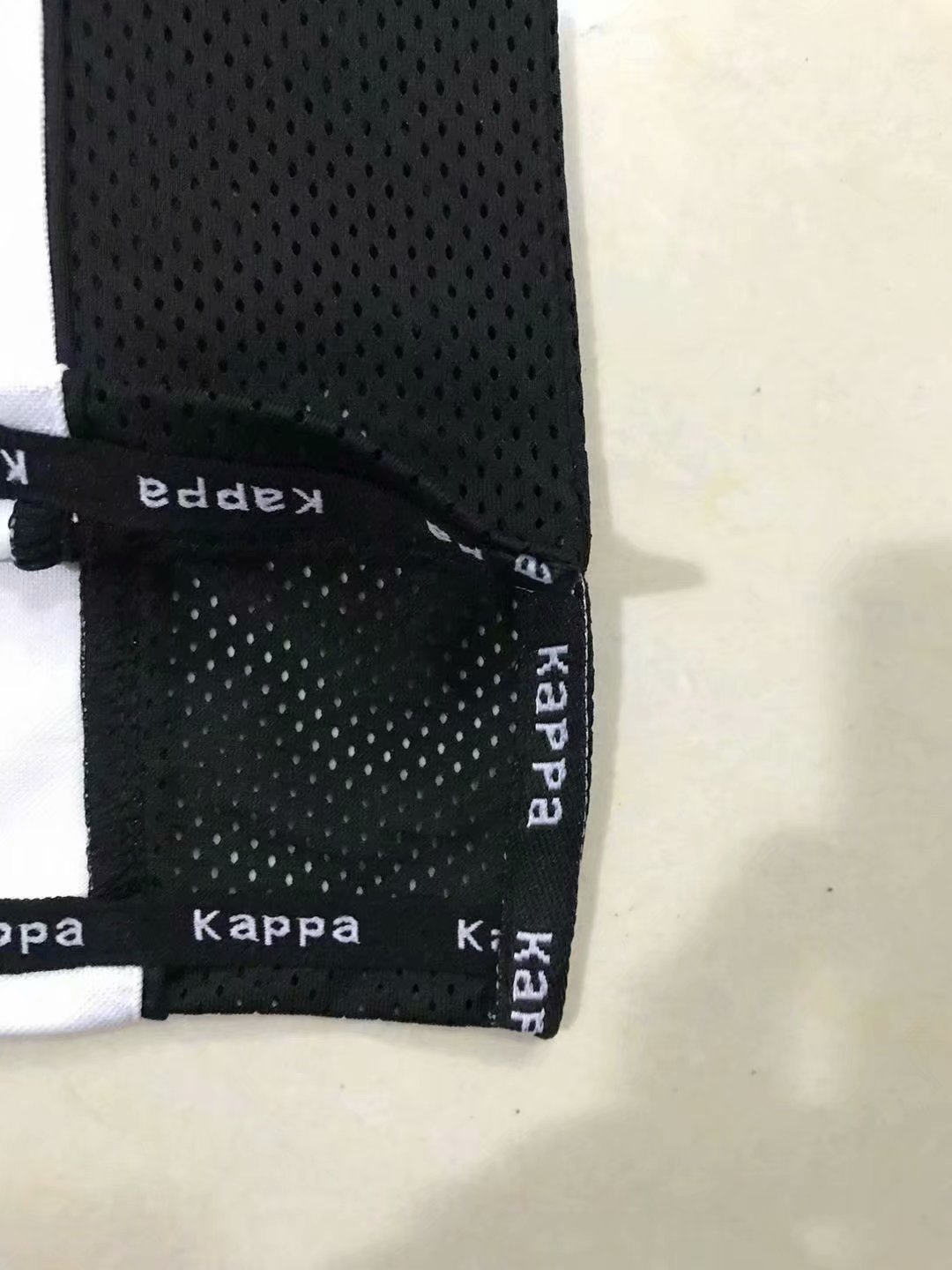 199798 JUVENTUS RETRO HOME SHIRT - Official Replica 3863