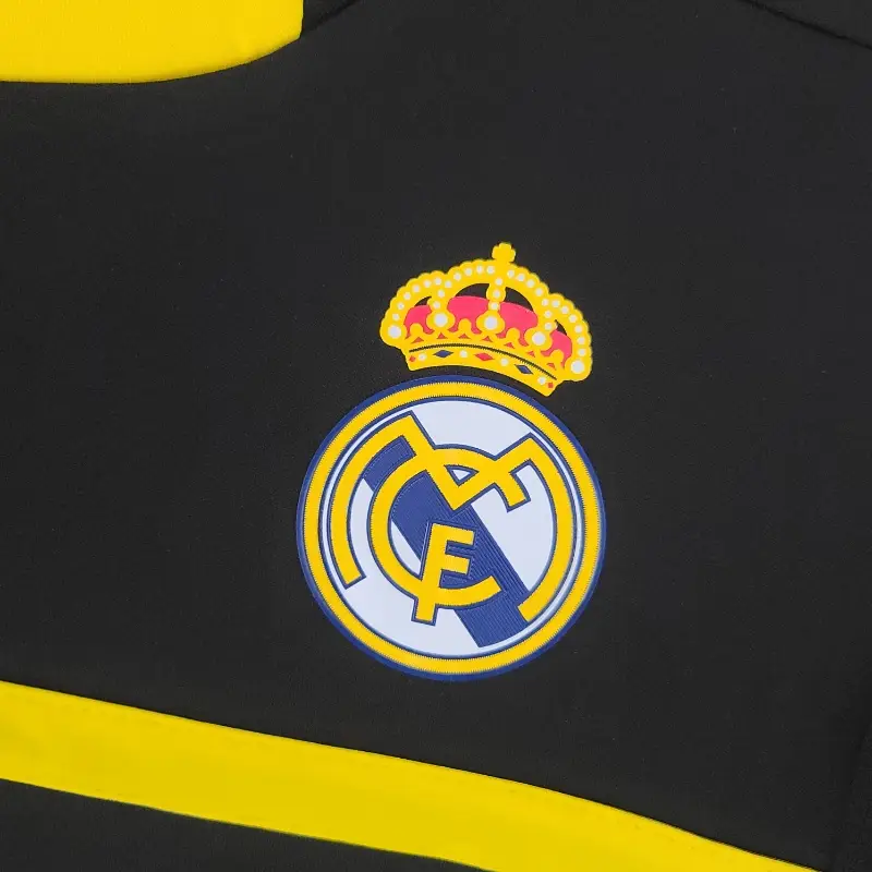 2011-2012 Real Madrid Goalkeeper Soccer retro kit
