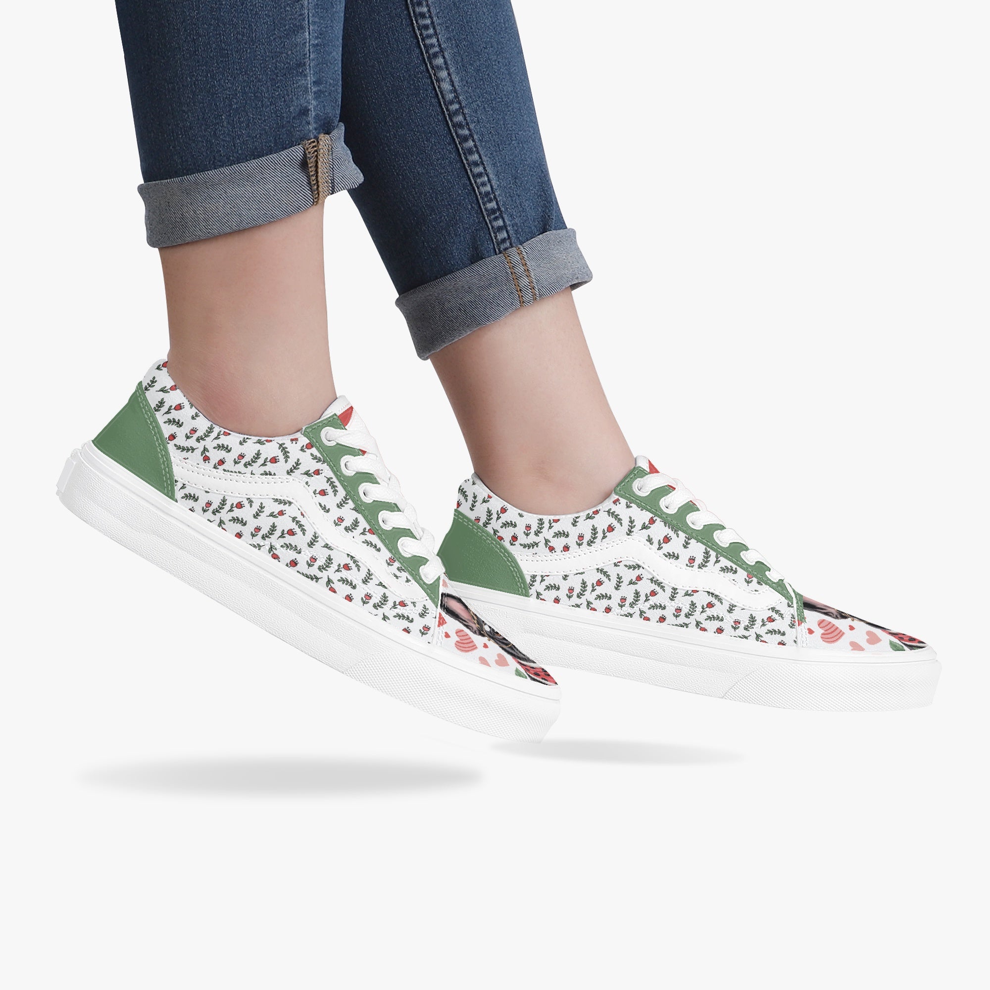 Claude - Trendy Low-Top Canvas Sneakers