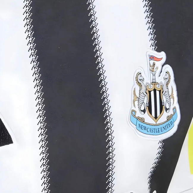 Newcastle official style Home Shirt 2025-2026 (Youth