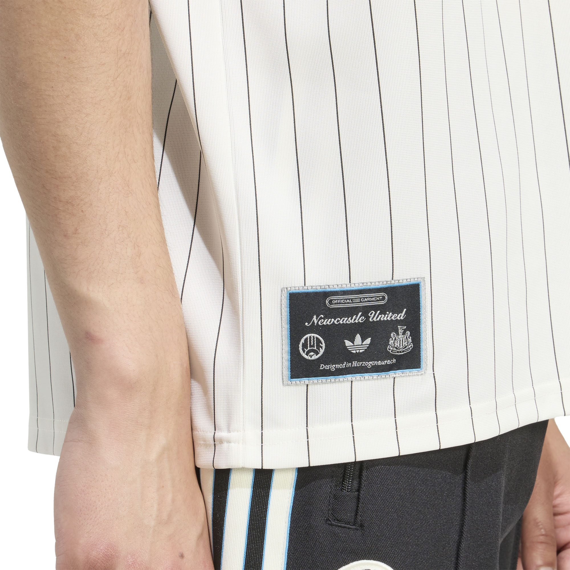 [LK] Newcastle United Unisex Terrace Icons Jersey - White