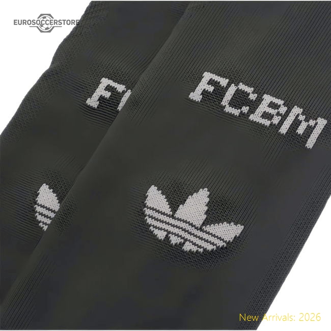 Fan-Favorite 2025-2026 Bayern Munich Third Socks (Base Green)