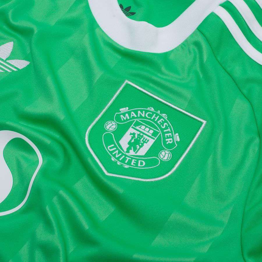 [EFKS] Manchester United Goalkeeper Kids Uniform 3rd 2025/26