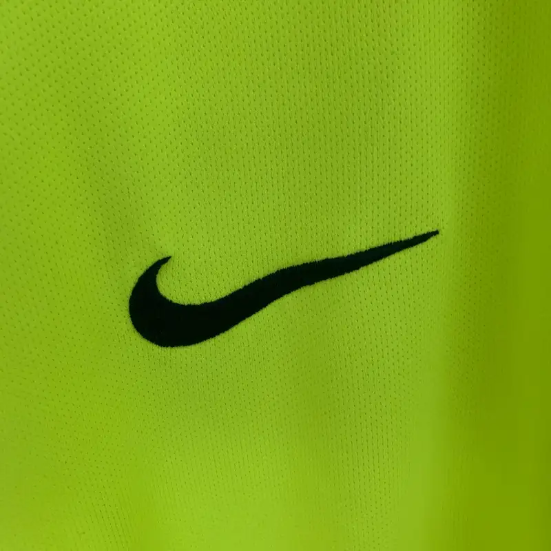 2005-2006 Barcelona Long Sleeve Jersey retro kit