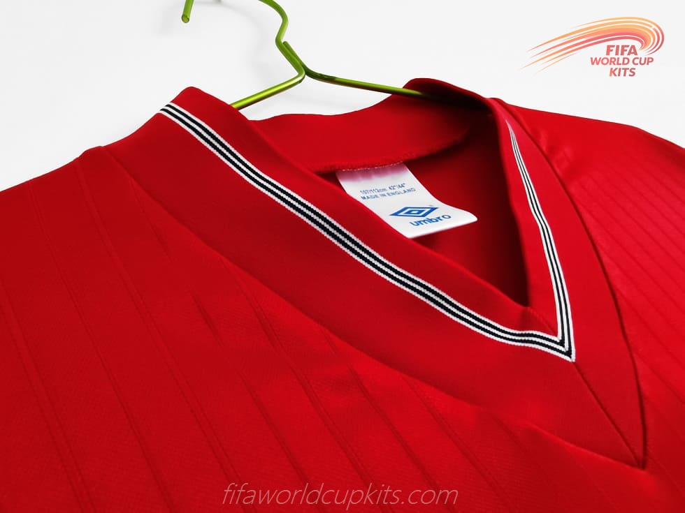 Road Football Strip of England 84 to 87