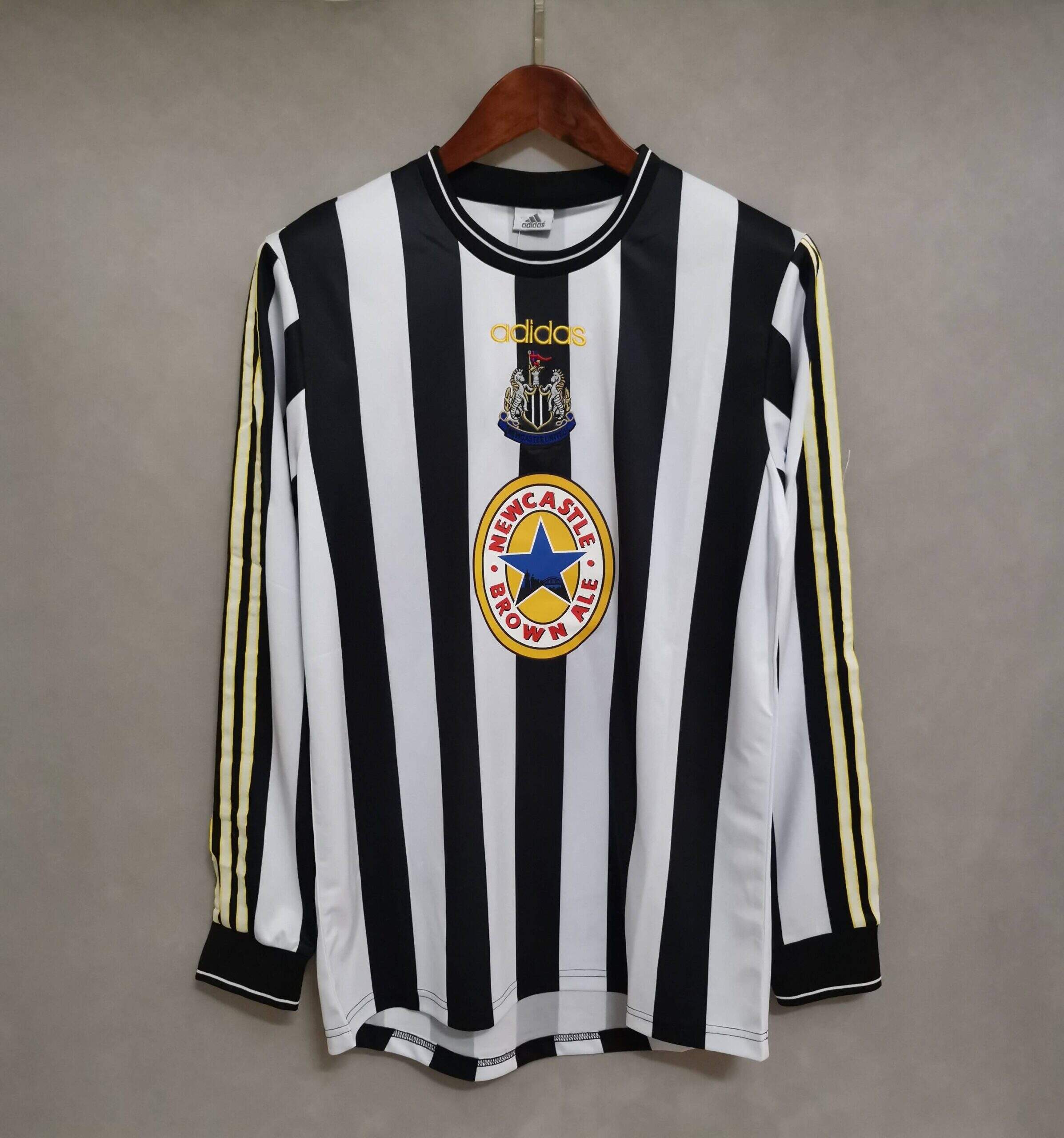 Cheap 1996-1997 Newcastle United Home long Sleeve
