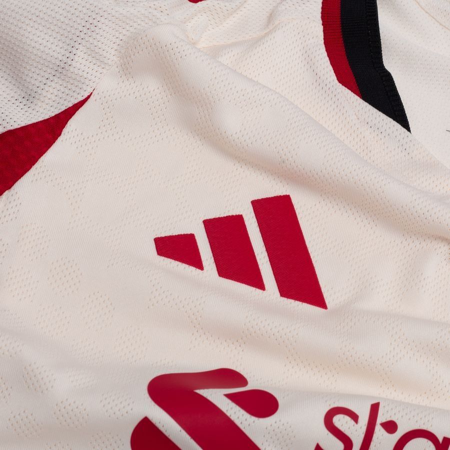 Liverpool Away Shirt 2025/26 Authentic