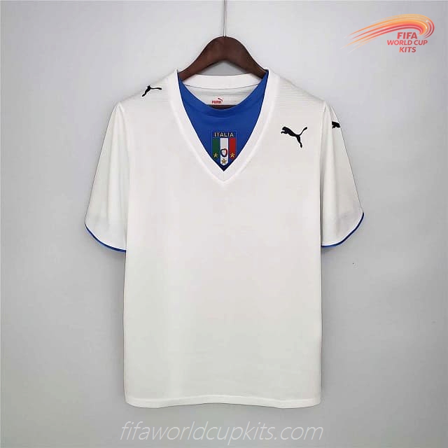 Italy year 2006 Visiting Football Strip