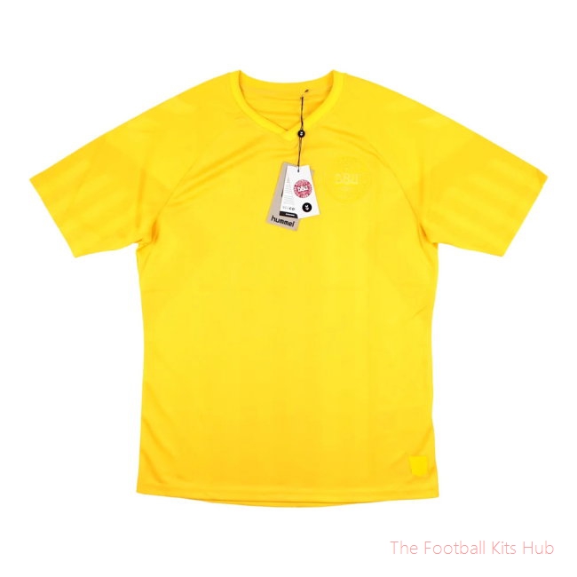 2022-2023 Denmark Away Goalkeeper Jersey (Yellow)