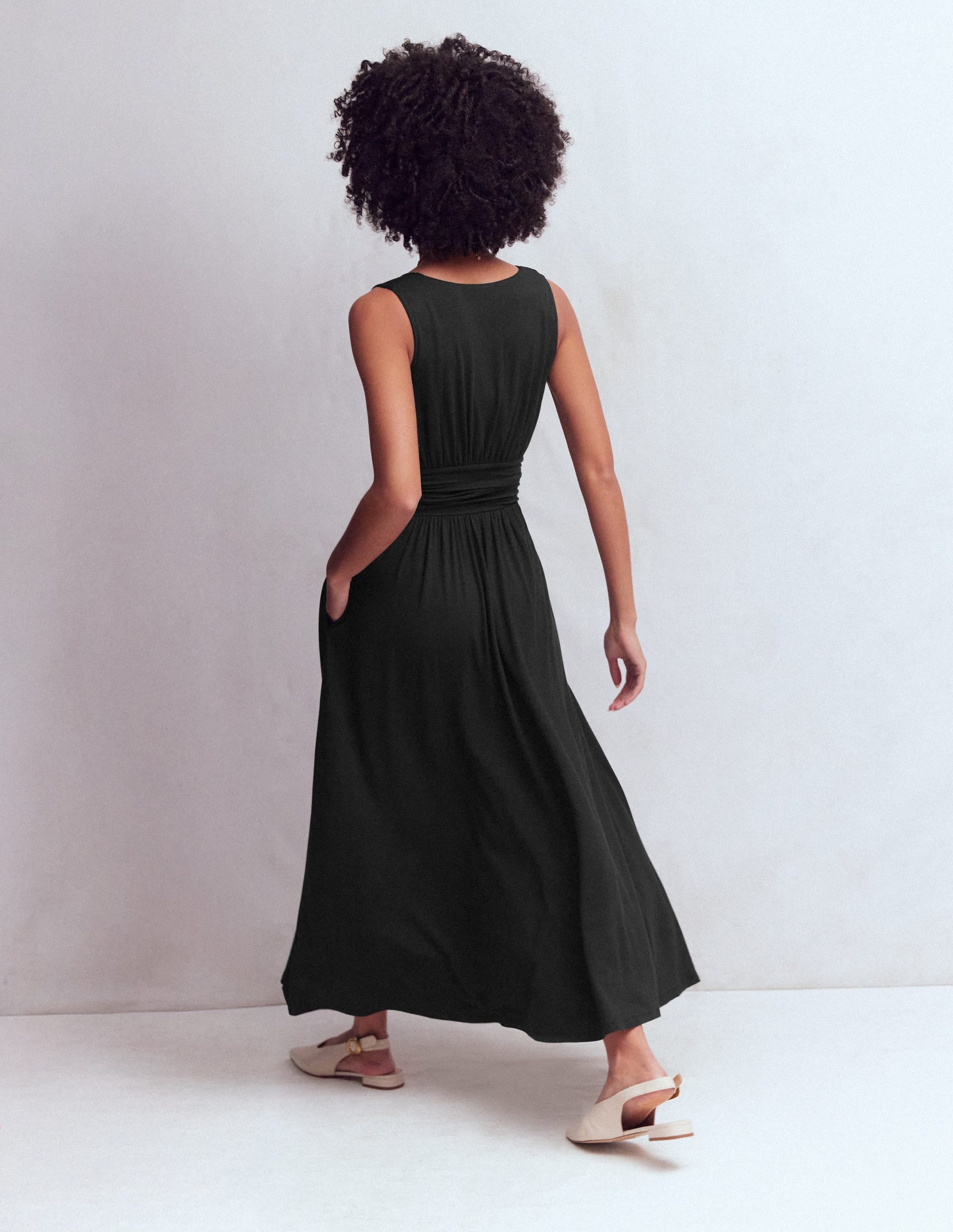 Elodie Jersey Maxi Dress