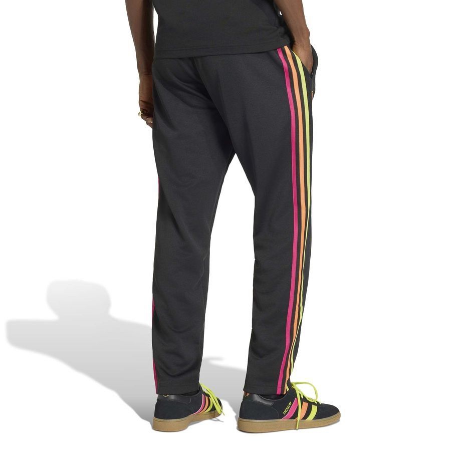 [EFKS] Peru Track Pants OG Black Uniform