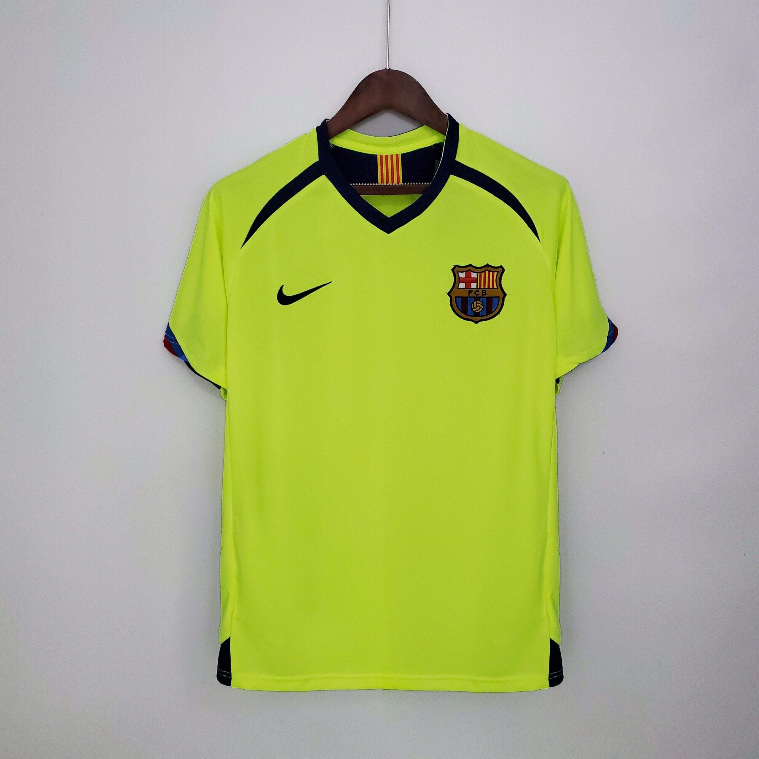 Cheap 2005/06 Barcelona away kit