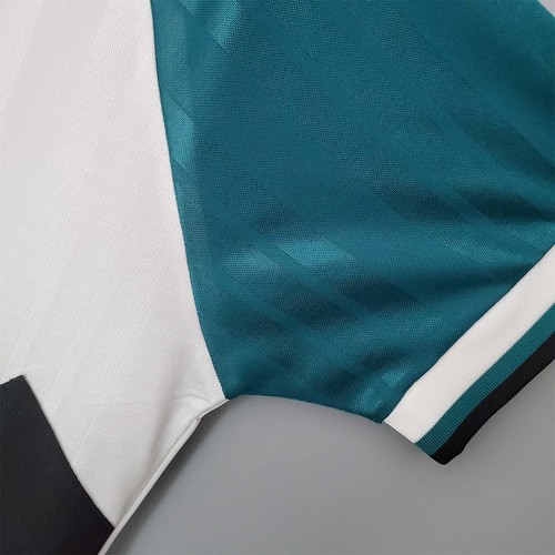 Liverpool Visitante - Premium Replica - National Team - Soccer Jersey