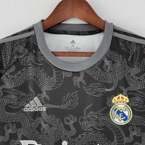 Premium 2022 International Camiseta Black With Retro Design