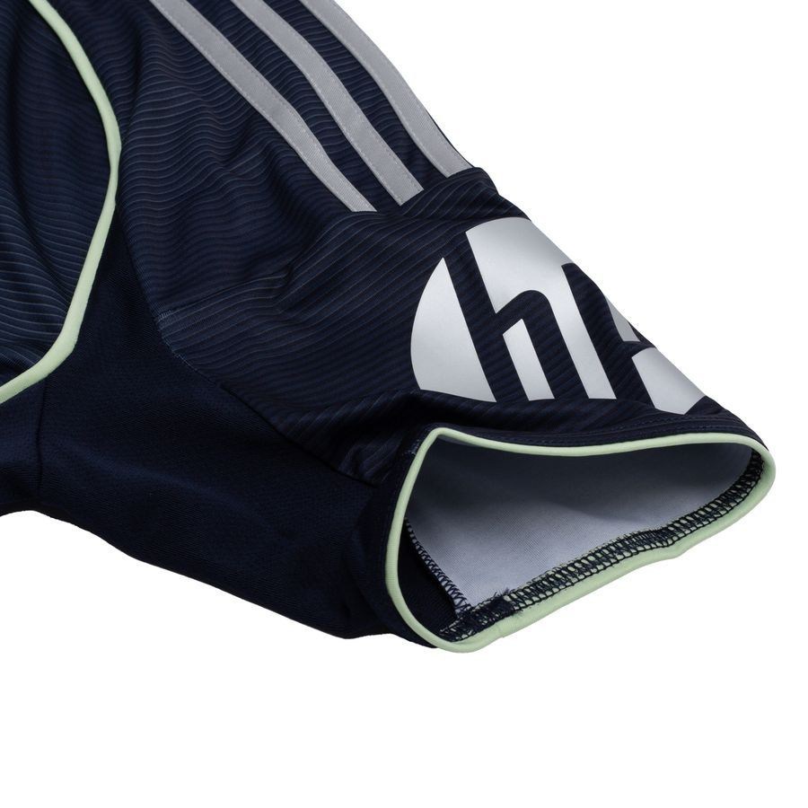 Real Madrid Away Shirt 2025/26