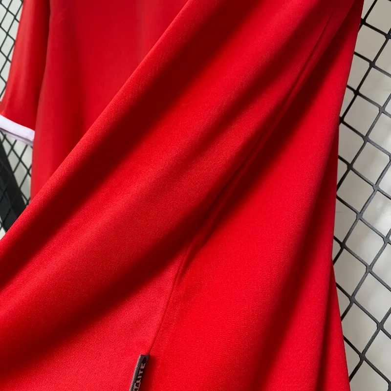 2004-2005 Benfica Jersey retro kit