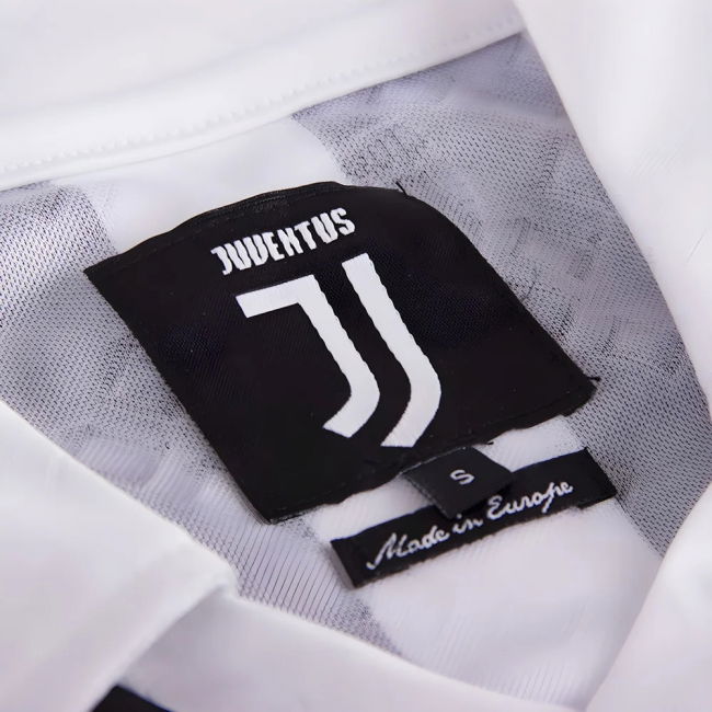 Juventus FC 1992 - 93 Coppa UEFA Retro Football Shirt