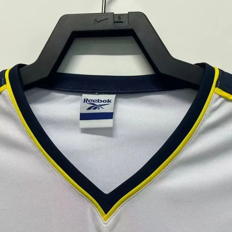 Cheap 2001-2002 Liverpool Jersey retro kit