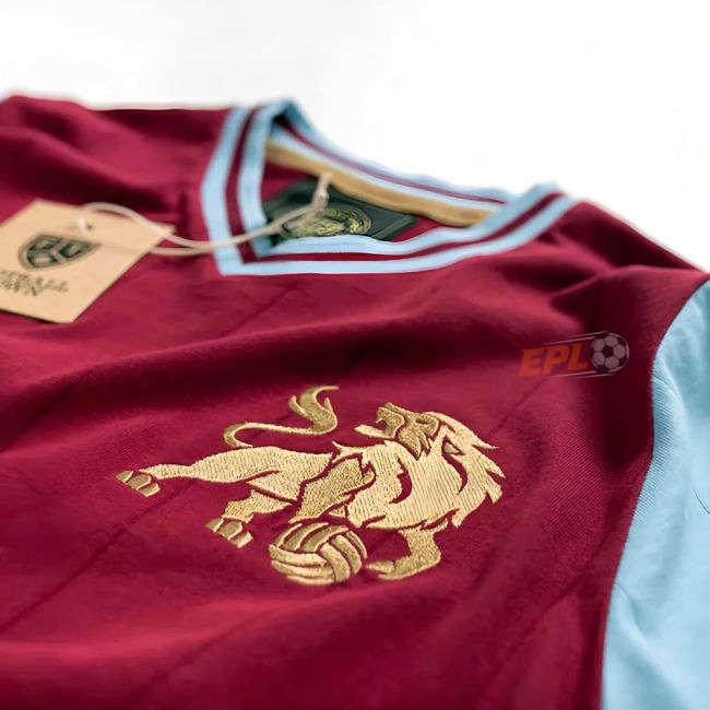 Aston Villa original Home Shirt - Adults | excellent