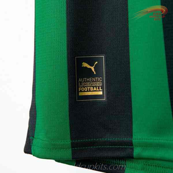 Monchengladbach Alternate Football Strip 23 to 24