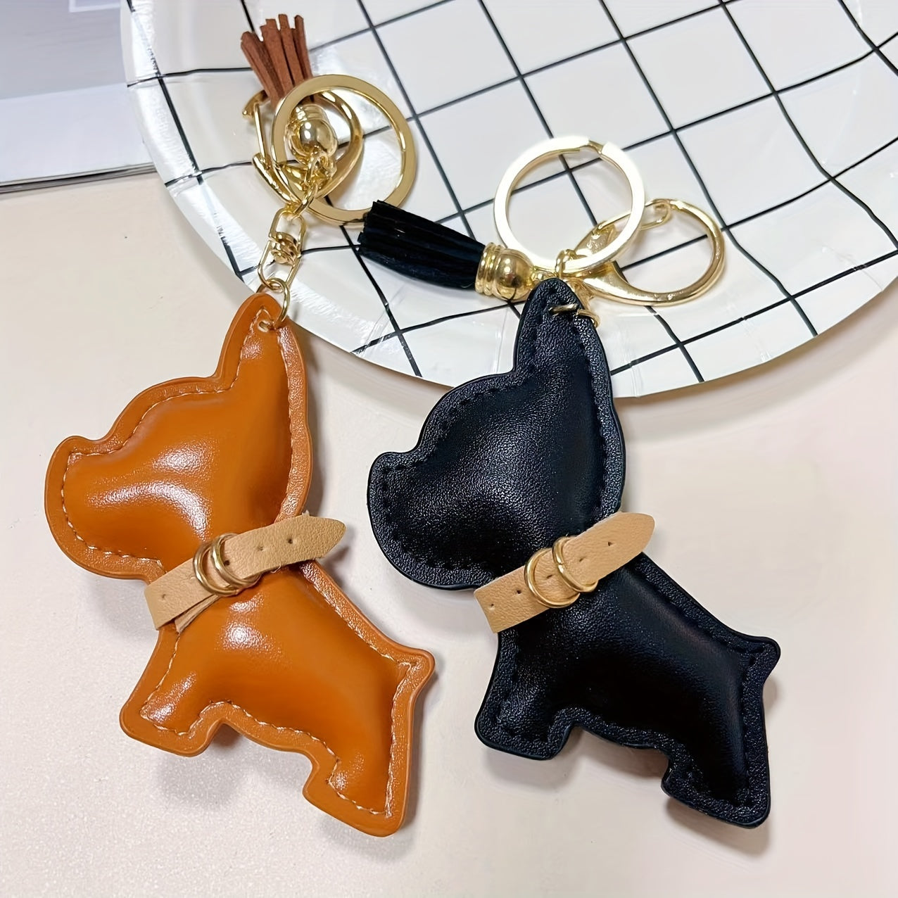 French Bulldog Shape Faux Leather Pendant Keychain
