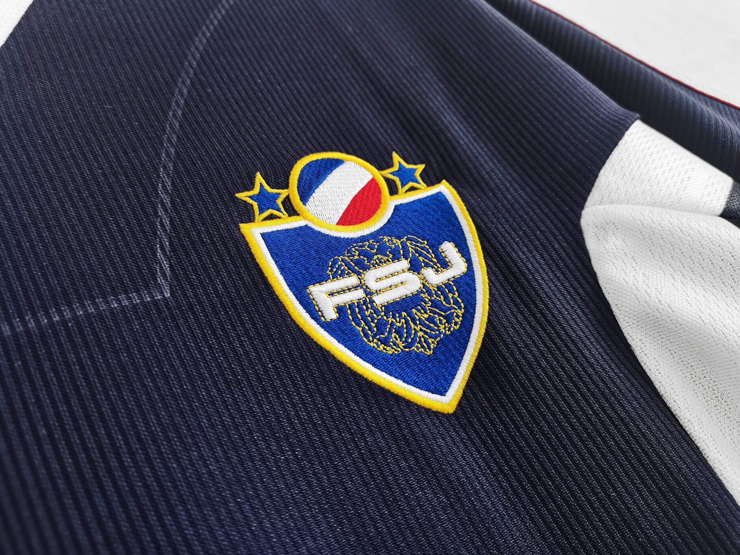 Cheap 1998 Yugoslavia Home kit