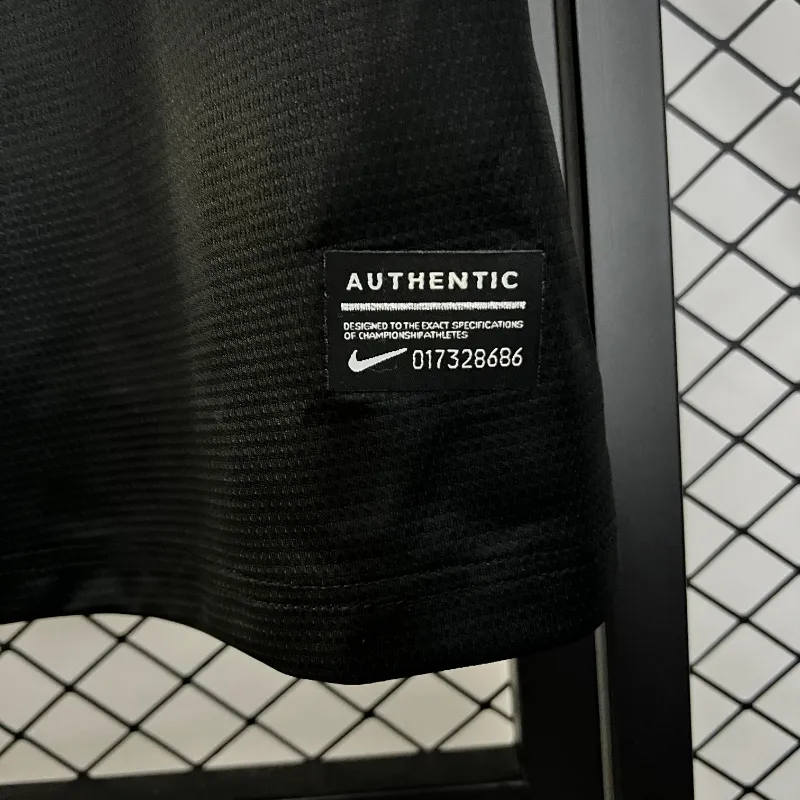 2013-2014 Manchester City Jersey retro kit