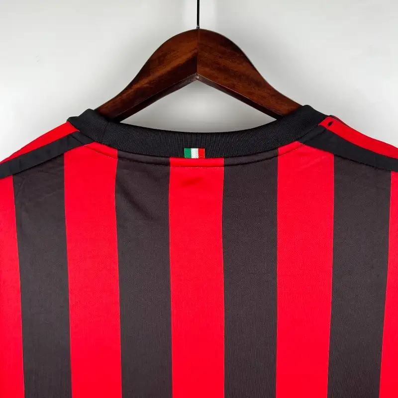 2017-2018 AC Milan Jersey retro kit