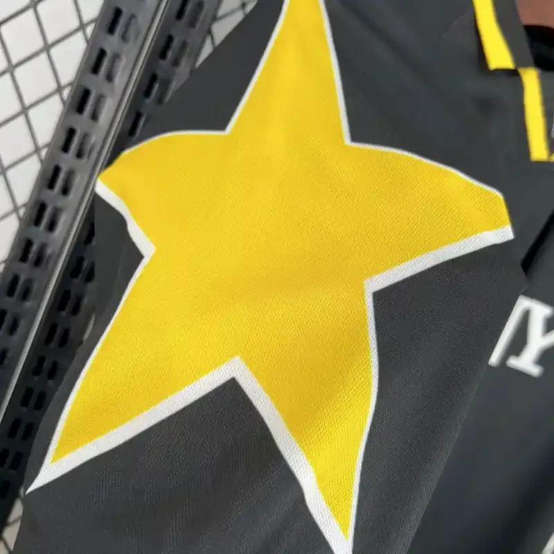 Cheap 1996-1997 Juventus Second retro kit