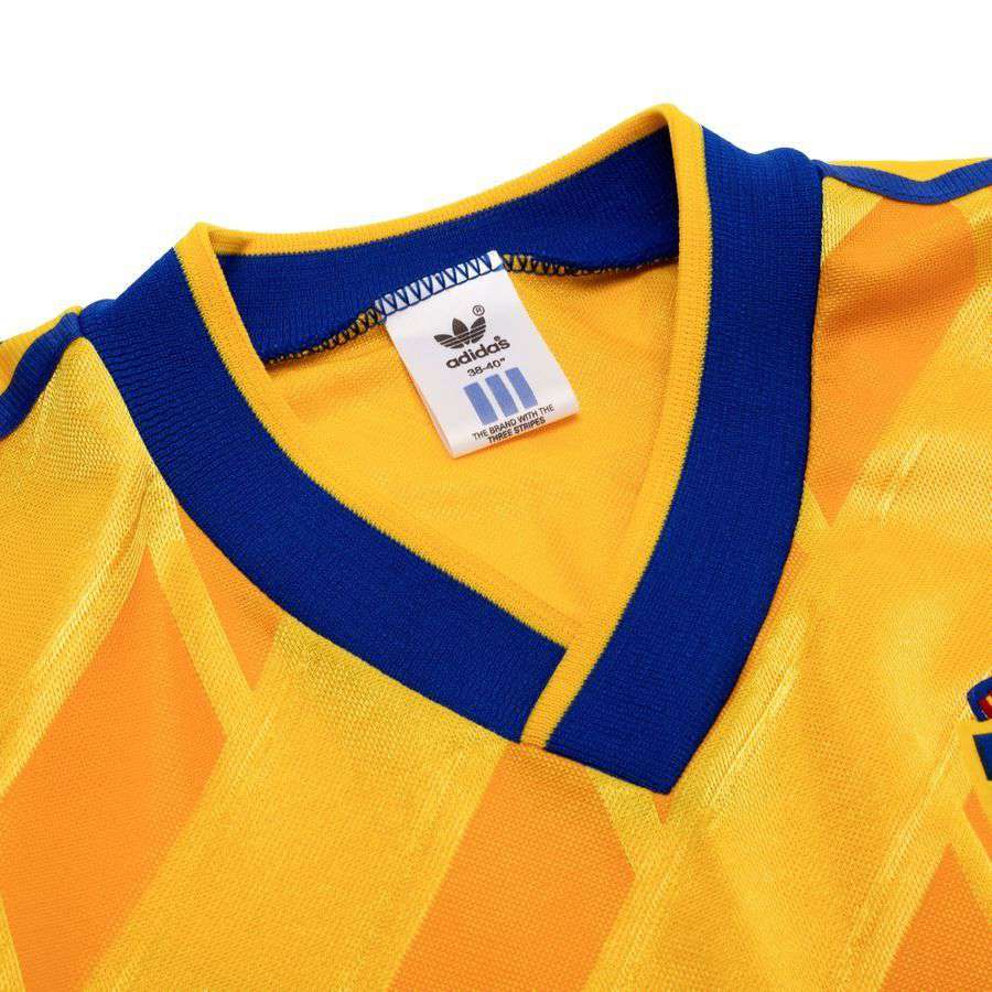 [EFKS] Sweden Size Home Jersey 1988 M (8/10)