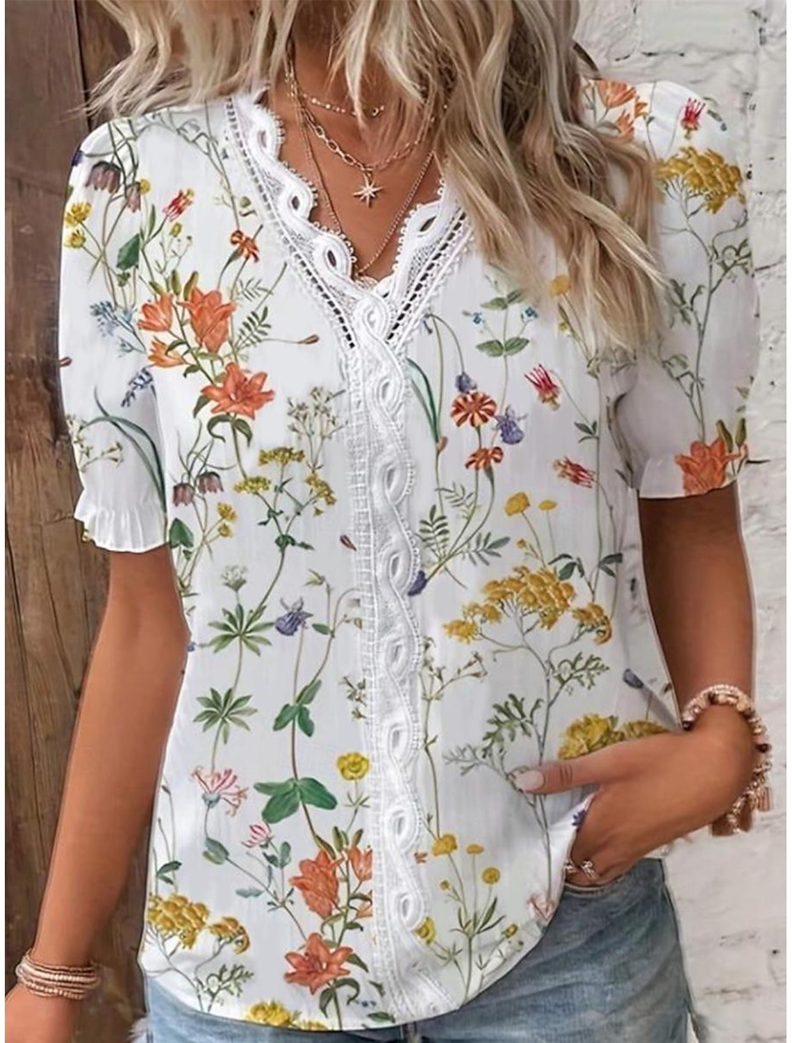 Women's Elegant Lace Tops Eyelet Blouse Ethnic Floral Lace Puff Sleeve Short Sleeve V Neck Daily Romantic Petite Tops Summer Holiday Wear Summer