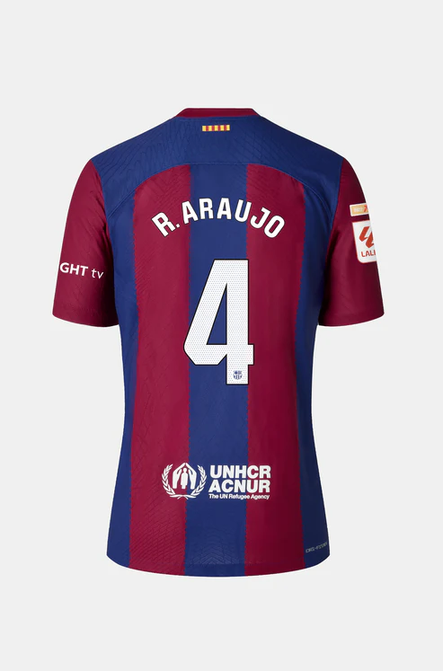 Barcelona R. ARAUJO 4 Home Jersey of the 23-24 Season