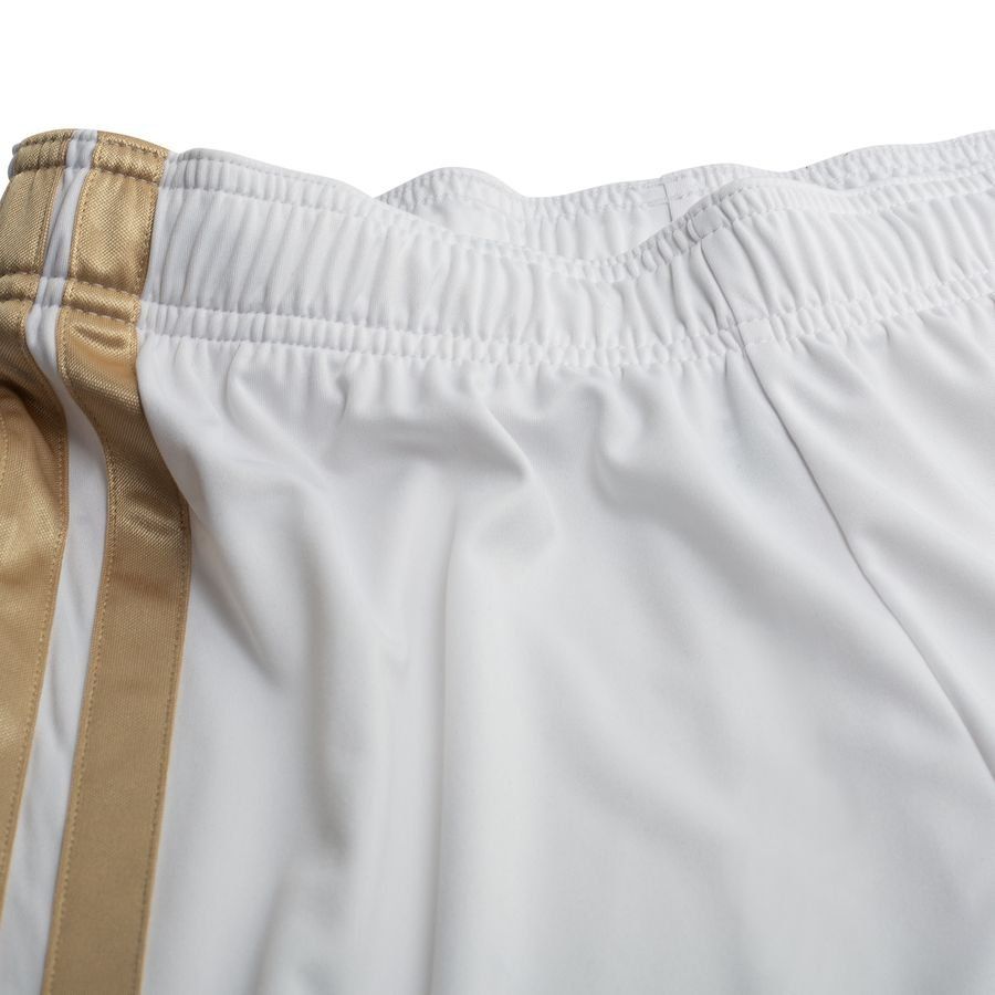 Italy Home Shorts 2025/26 In Multiple Adult Sizes