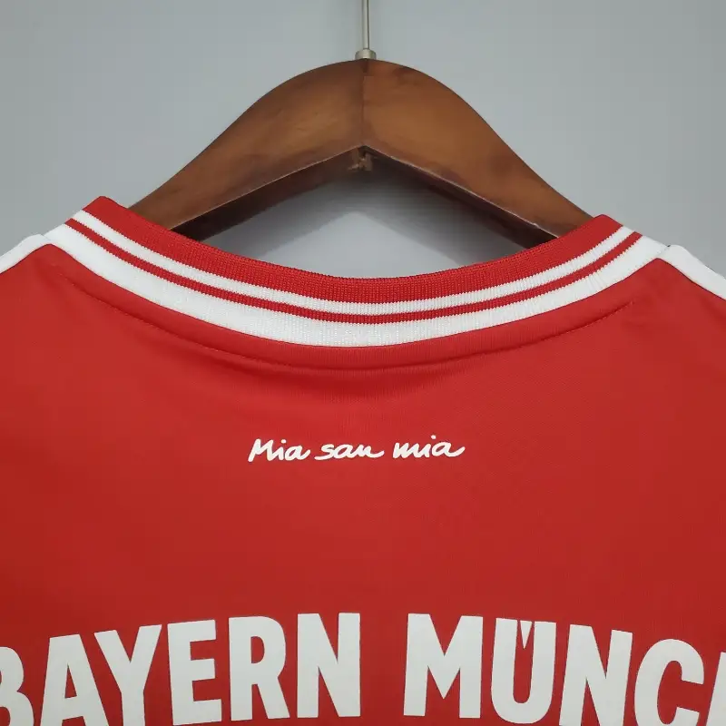 2013-2014 Bayern Munich League retro kit
