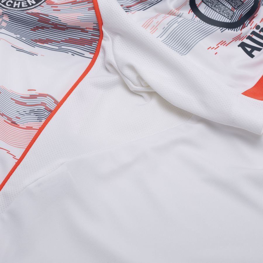 Bayern München Away Shirt 2025/26