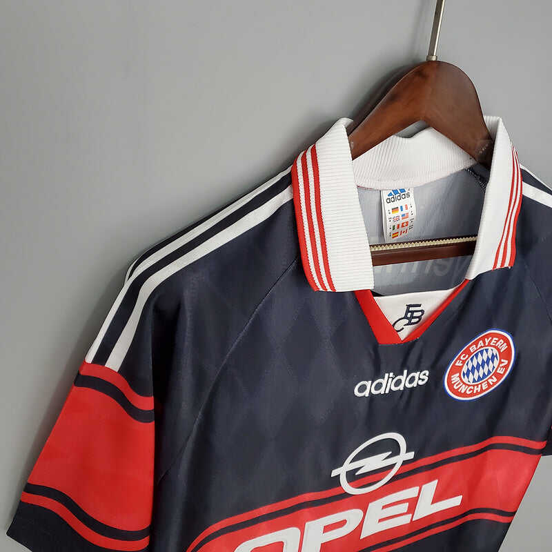 Cheap 1997/99 Bayern Munich kit