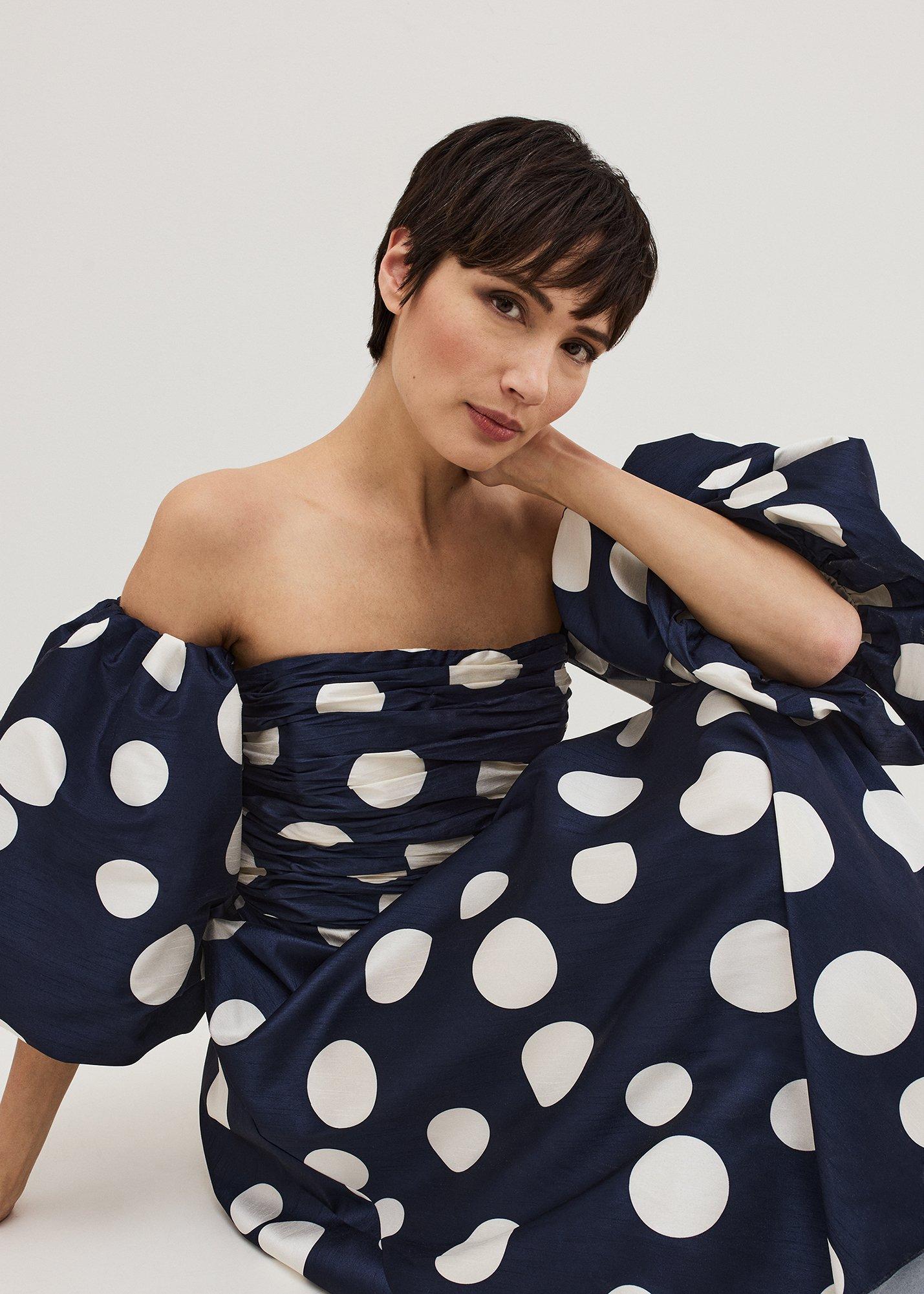 Marilyn Spot Off Shoulder Midi Dress