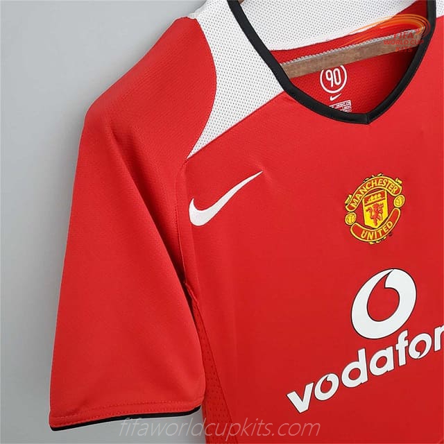 Manchester United 04-06 Home Football Kit
