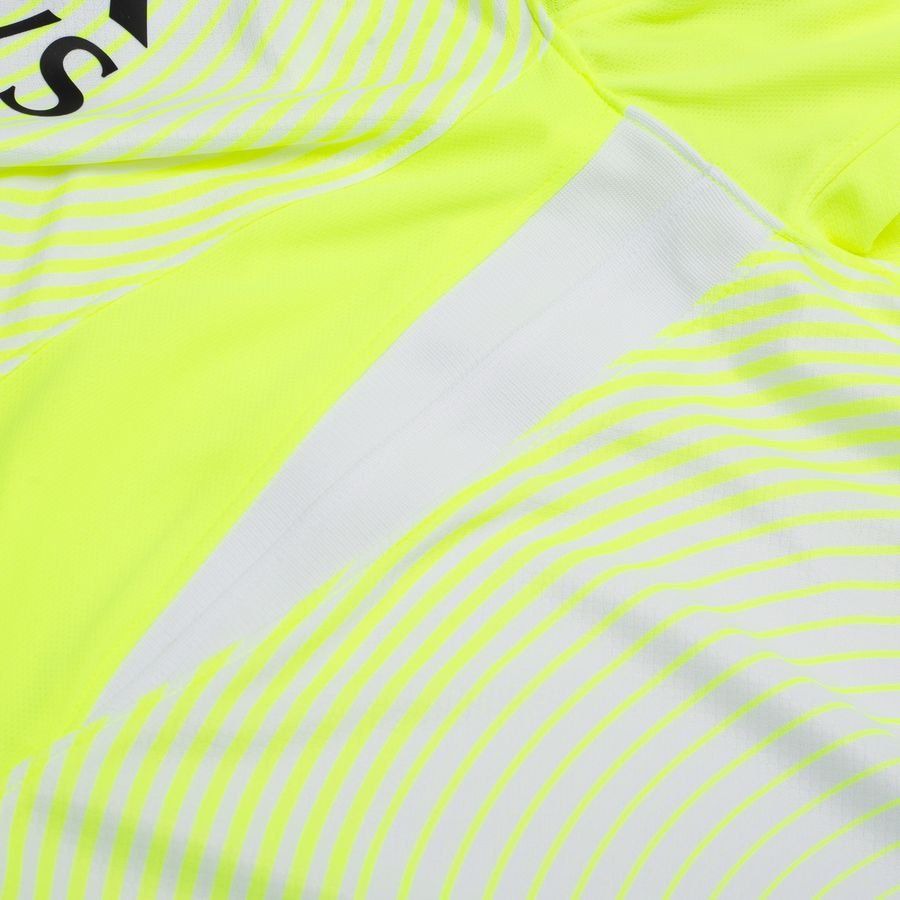 Paris Saint Germain 3rd Goalkeeper Shirt 2025/26 Long Sleeves