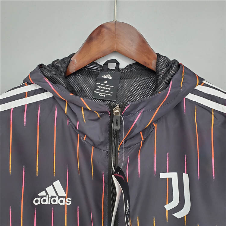 Juventus 21-22 Black Jacket Windbreaker - Official Replica 17430