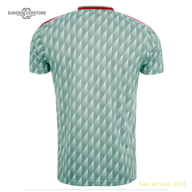Professional Performance Elite Liverpool Shirt - Official Series