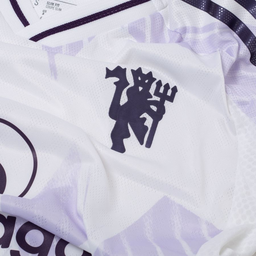 Manchester United Away Shirt 2025/26 For Algeria Football Fans