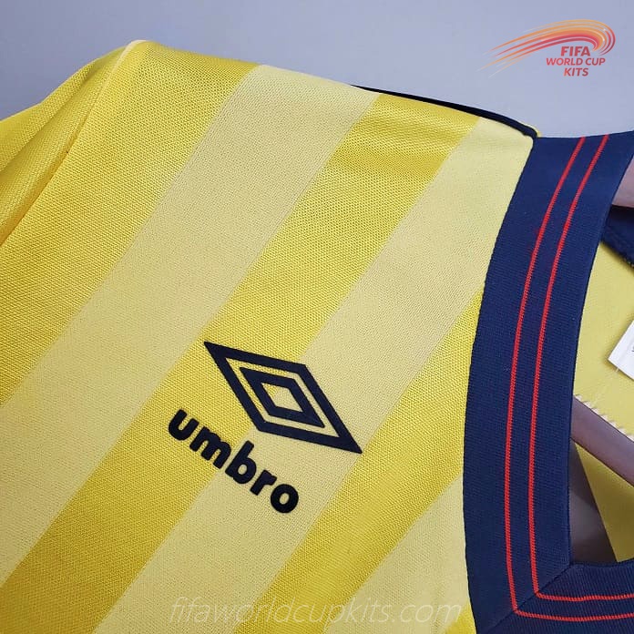 Road Soccer Kit of Arsenal 84-86 season