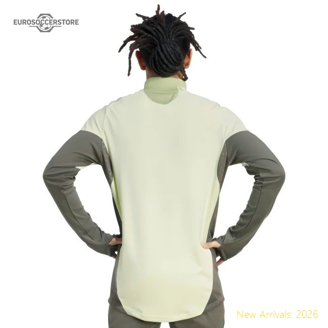 Excellent 2025-2026 Real Madrid Training Top (almost Lime)