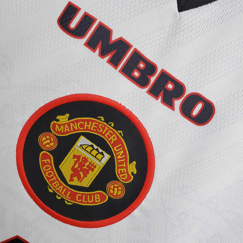 Cheap 1996-1997 Man United Away retro shirt