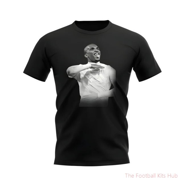 Samuel Eto\\'o Cameroon Legend T-Shirt (Black)