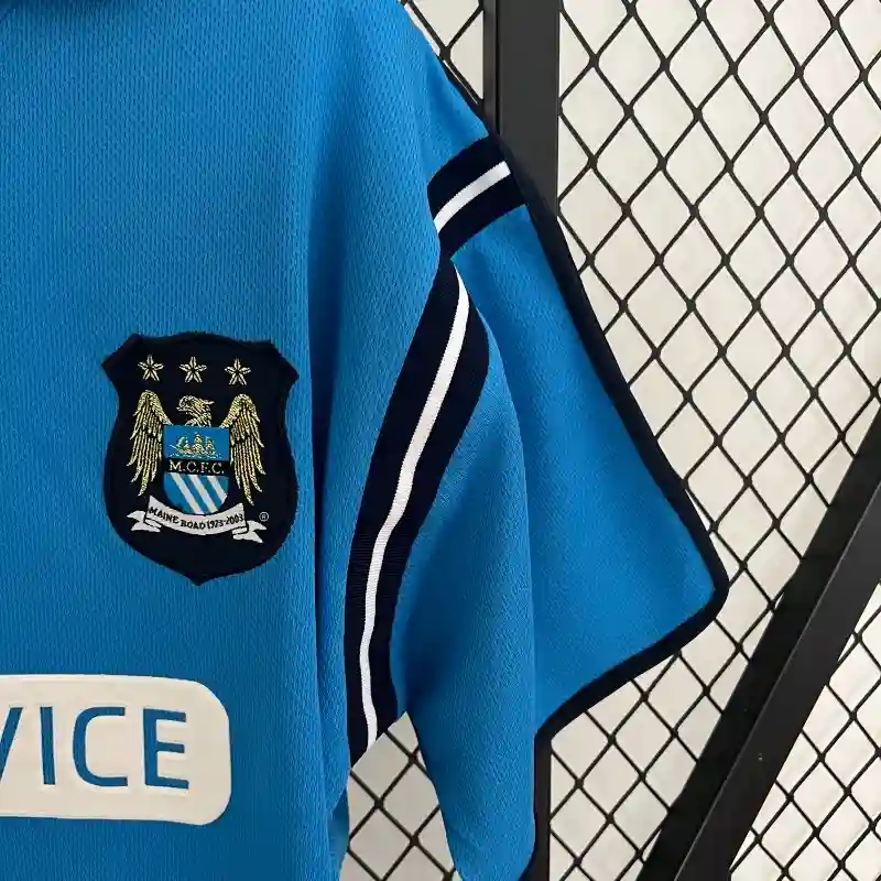 2002-2003 Manchester City Jersey retro kit