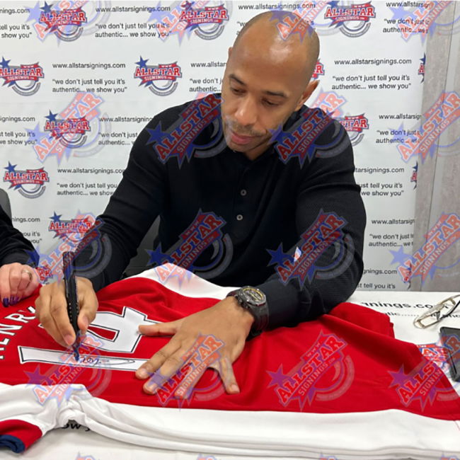 High Quality 2025-2026 Arsenal Shirt With Limited Edition Design