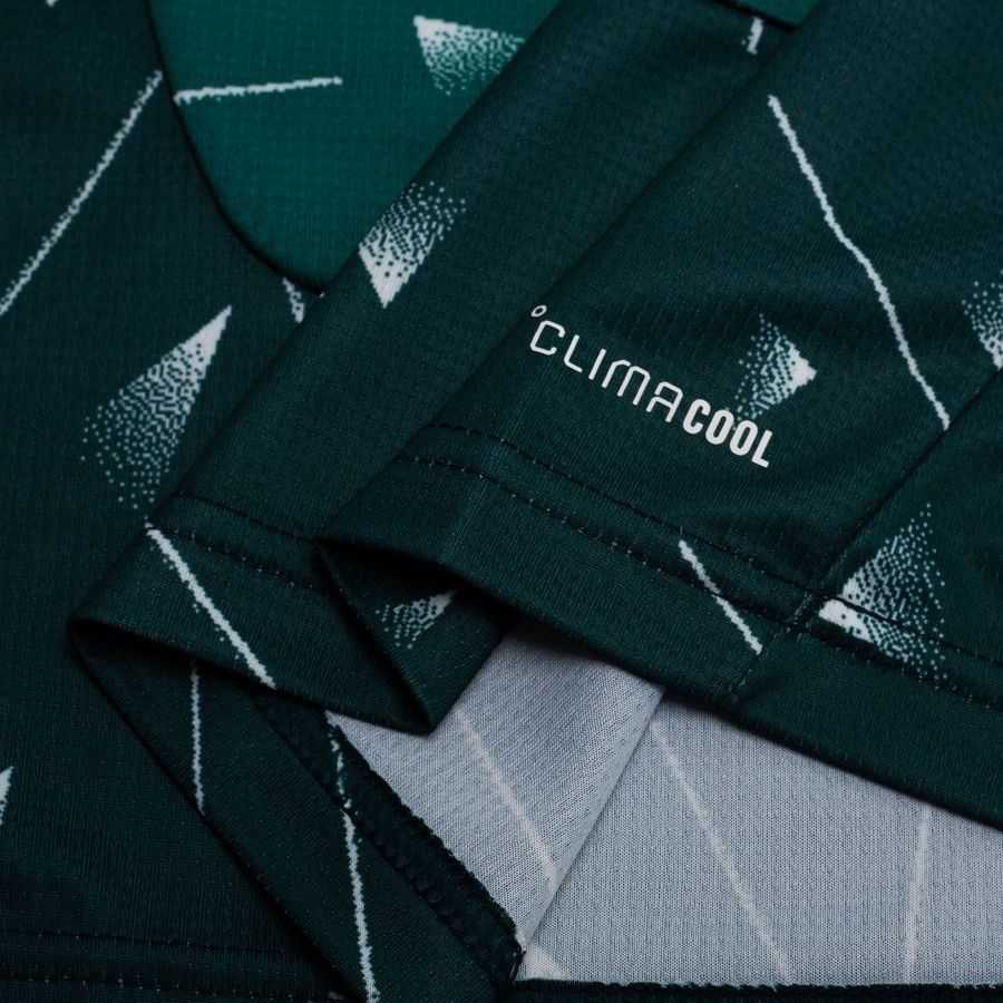 Liverpool Goalkeeper Shirt 2026/27